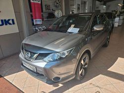 Grau Gebraucht 2015 Nissan Qashqai 360º SUV | 11.790 € (Guter Preis)
