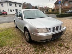 Silber Gebraucht 2004 VW Bora Limousine | 400 € (Superpreis)