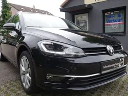 Deep black perleffekt Gebraucht 2018 VW Golf VII Highline Kombi | 18.990 € (Fairer Preis)
