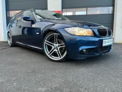 Blau Gebraucht 2010 BMW 320 M Sport Kombi | 8.750 €