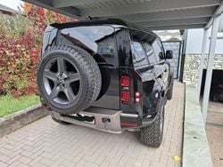 Schwarz Gebraucht 2024 Land Rover Defender Dynamic SUV | 74.000 € (Guter Preis)