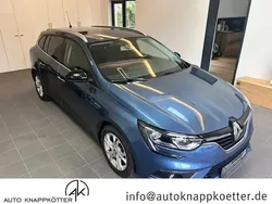 Gletscherblau (blau) Gebraucht 2017 Renault Mégane IV Life Limousine | 11.407 € (Etwas zu teuer)