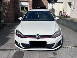 Weiß Gebraucht 2014 VW Golf VII GTI Limousine | 15.800 € (Fairer Preis)