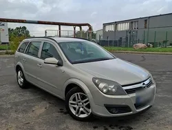 Beige Gebraucht 2006 Opel Astra Kombi | 1.600 € (Guter Preis)