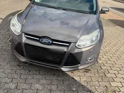 Silber Gebraucht 2013 Ford Focus Kombi | 4.500 € (Guter Preis)