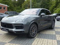 Grau Gebraucht 2019 Porsche Cayenne SUV | 66.990 € (Teuer)