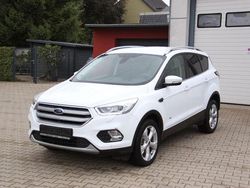 Weiß Gebraucht 2018 Ford Kuga Titanium SUV | 12.450 € (Fairer Preis)