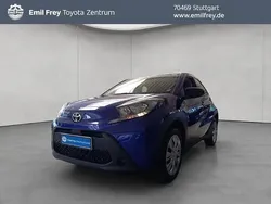 Celestite grey metallic / nigh Gebraucht 2024 Toyota Aygo X-plore Kleinwagen | 19.490 € (Etwas zu teuer)