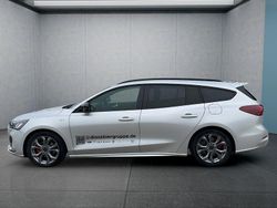 Silber Gebraucht 2024 Ford Focus ST-Line X Kombi | 26.549 € (Fairer Preis)