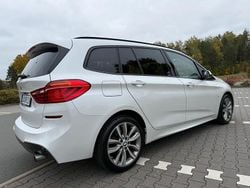 Weiß Gebraucht 2017 BMW 220 Gran Tourer M Sport Van / Kleinbus | 19.300 € (Guter Preis)