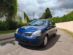 Blau Gebraucht 2006 Renault Clio II Campus Kleinwagen | 1.950 € (Fairer Preis)