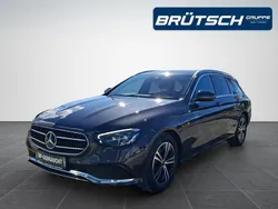 Grafitgrau metallic Gebraucht 2023 Mercedes E220 Avantgarde Kombi | 39.580 € (Fairer Preis)