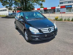 Schwarz Gebraucht 2009 Mercedes B150 Van / Kleinbus | 3.499 € (Fairer Preis)