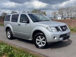 Silber Gebraucht 2014 Nissan Pathfinder XE SUV | 5.250 € (Teuer)