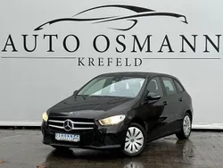 Schwarz Gebraucht 2022 Mercedes B250e Van / Kleinbus | 21.950 € (Guter Preis)