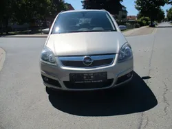 Beige Gebraucht 2007 Opel Zafira Catch Me Van / Kleinbus | 3.450 € (Fairer Preis)