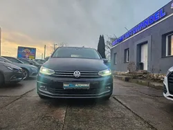 Schwarz Gebraucht 2016 VW Touran Comfortline Van / Kleinbus | 16.500 € (Teuer)