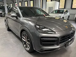 Grau Gebraucht 2021 Porsche Cayenne SUV | 79.990 € (Superpreis)