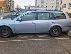 Blau Gebraucht 2004 Ford Mondeo Ghia Kombi | 1.399 € (Fairer Preis)