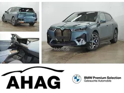 Blau Gebraucht 2024 BMW iX Performance SUV | 81.840 € (Etwas zu teuer)