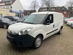 Weiß Gebraucht 2018 Opel Combo Van / Kleinbus | 7.999 € (Fairer Preis)