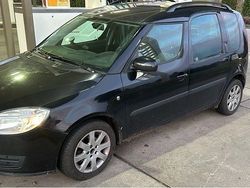 Schwarz Gebraucht 2009 Skoda Roomster Van / Kleinbus | 1.500 €