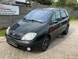 Schwarz Gebraucht 2002 Renault Scénic Van / Kleinbus | 1.990 € (Fairer Preis)
