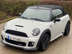 Weiß Gebraucht 2015 Mini John Cooper Works Kleinwagen | 20.500 € (Fairer Preis)