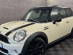 Weiß Gebraucht 2010 Mini Cooper S Kleinwagen | 7.980 € (Fairer Preis)