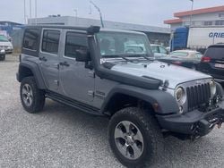 Grau Gebraucht 2014 Jeep Wrangler Unlimited Sport SUV | 25.900 € (Fairer Preis)