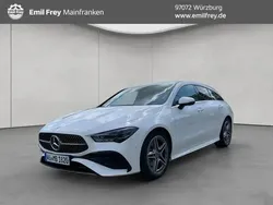 Weiß Gebraucht 2025 Mercedes CLA180 Shooting Brake Advanced Plus Kombi | 43.950 €
