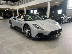 Grau Gebraucht 2023 Maserati MC20 Cabrio | 304.900 € (Etwas zu teuer)