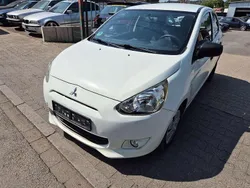 Weiß Gebraucht 2015 Mitsubishi Space Star Basis Kleinwagen | 3.299 € (Superpreis)