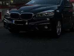 Schwarz Gebraucht 2015 BMW 218 Gran Tourer Comfort Edition Van / Kleinbus | 12.900 € (Superpreis)