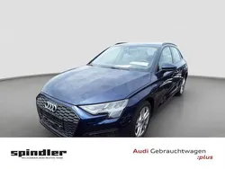 Navarrablau metallic Gebraucht 2024 Audi A3 Sportback e-tron Basis Limousine | 34.480 € (Teuer)