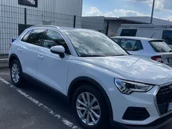 Weiß Gebraucht 2019 Audi Q3 Ambiente SUV | 26.500 € (Fairer Preis)
