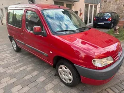 Rot Gebraucht 2001 Citroën Berlingo Van / Kleinbus | 1.850 € (Fairer Preis)