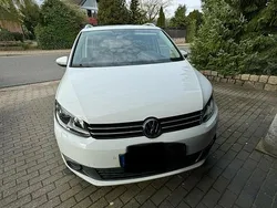 Weiß Gebraucht 2014 VW Touran Life Van / Kleinbus | 7.900 € (Guter Preis)