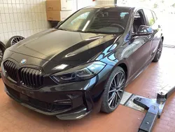 (schwarz) black saphire Gebraucht 2022 BMW 120 M Sport Kleinwagen | 29.890 € (Fairer Preis)