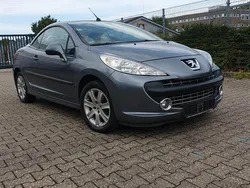 Grau Gebraucht 2008 Peugeot 207 CC Cabrio | 3.399 € (Guter Preis)