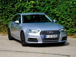 Silber Gebraucht 2017 Audi A4 Ambiente Kombi | 18.900 € (Superpreis)