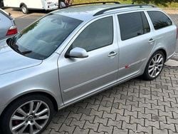 Silber Gebraucht 2008 Skoda Octavia vRS Kombi | 2.000 € (Guter Preis)
