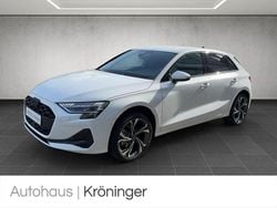 Weiß Gebraucht 2024 Audi A3 Advanced Limousine | 27.990 € (Guter Preis)