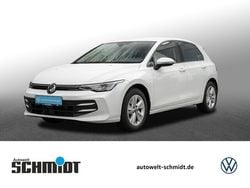 Pure white Gebraucht 2024 VW Golf VIII S Limousine | 22.779 € (Guter Preis)