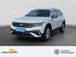 Weiß Gebraucht 2024 VW Tiguan Allspace Life SUV | 31.980 € (Superpreis)