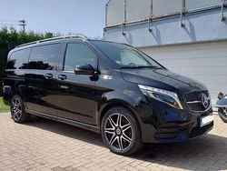 Schwarz Gebraucht 2021 Mercedes V300 AMG Van / Kleinbus | 61.199 € (Guter Preis)