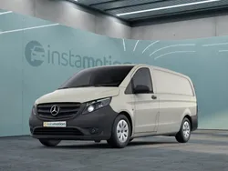 Grau Gebraucht 2020 Mercedes Vito Van / Kleinbus | 23.562 € (Fairer Preis)