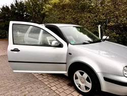 Silber Gebraucht 2001 VW Golf IV Kleinwagen | 1.650 € (Fairer Preis)