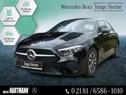 Schwarz Gebraucht 2024 Mercedes A180 Advanced Limousine | 28.910 € (Fairer Preis)