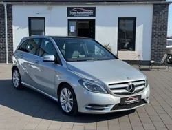 Silber Gebraucht 2013 Mercedes B250 Van / Kleinbus | 14.390 € (Fairer Preis)